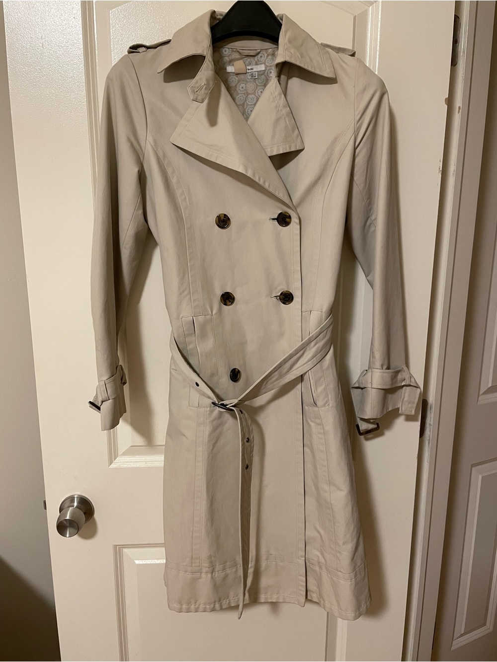 Zara Women's Light Beige Double-Breasted Trench Coat